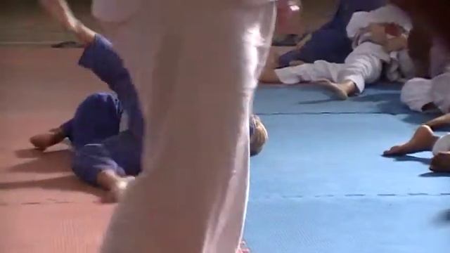 Mais uma imobilização смотреть онлайн