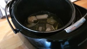 Секрет приготовления кролика ! Жареный кролик с чесноком . Домашняя еда !!!