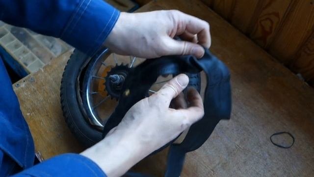 Меняем камеру 12 дюймов своими руками подручными средствами.