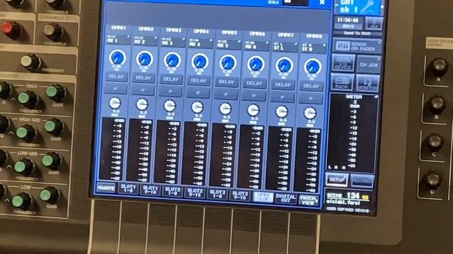 Yamaha CL3 Mixing 5 Monitor Pot Patching смотреть онлайн