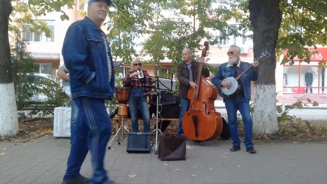 УЛИЧНЫЕ КАНТРИ-МУЗЫКАНТЫ - STREET COUNTRY-MUSICIANS
