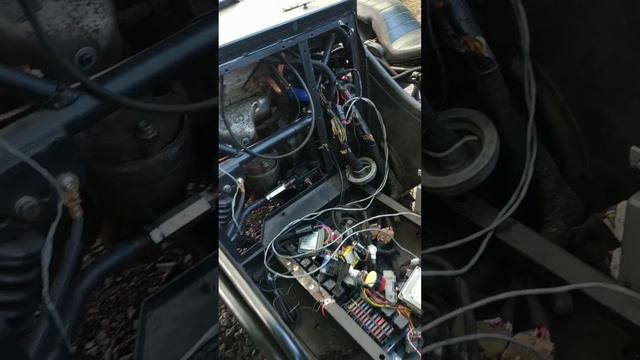 Объединение Колясыча и Nisan Micra! Эксперимент в гараже своими руками смотреть онлайн