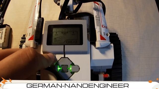 LEGO Mindstorms EV3 (1 Урок, создание робота TRACK3R) смотреть онлайн