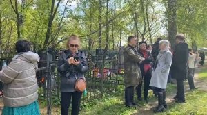 "Могила у дороги": видео с подмосковного кладбища, где похоронят Вячеслава Зайцева