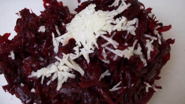 Салат со свеклой, чесноком ,ОРЕХАМИ по грузински. Простой ресторанный рецепт.Салат НА каждый день!