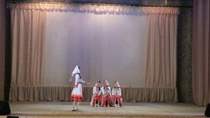 Танец со скамейкой
