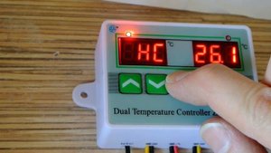 Двухканальный контроллер температуры ZFX-ST3012