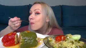 МУКБАНГ ПЕРЕЦ ФАРШИРОВАННЫЙ, КВАШЕНАЯ КАПУСТА С ОГУРЦАМИ/Mukbang еда на камеру/Русский мукбанг/