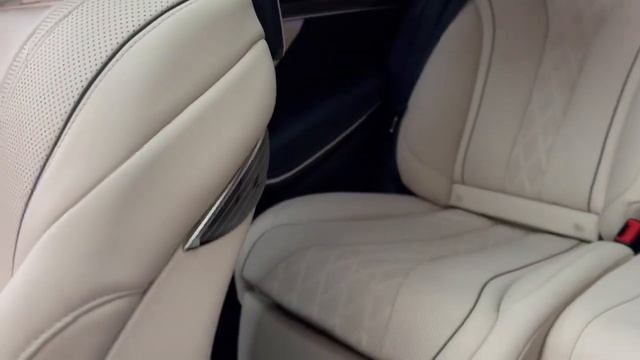 Обзор Mercedes Benz S500 4 Matic W222