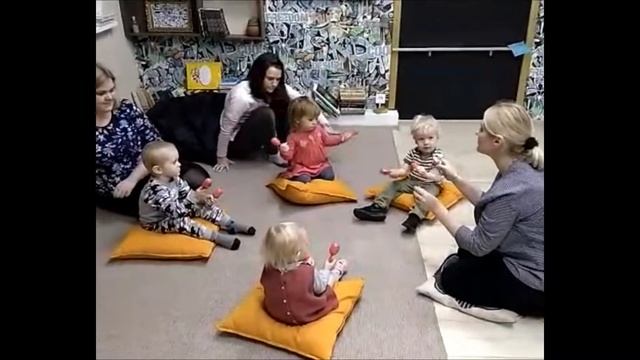 Раннее развитие 2+ Музыка с мамой.
