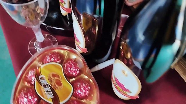 Vinos Artesanales De La Flor De Jamaica. La Emprendedora Erika Rodríguez Productora.