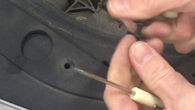 How to Remove: Ford Edge Headlight 2011-2014 смотреть онлайн