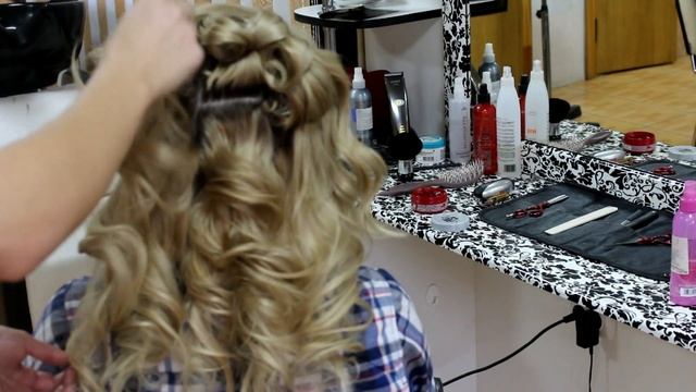 Как сделать голливудские локоны .Big loose curls.Объемные локоны смотреть онлайн