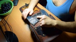 Наплечная сумка 3ч. Как прошить углы. Ремень на сумку. Эксклюзивные изделия из кожи.