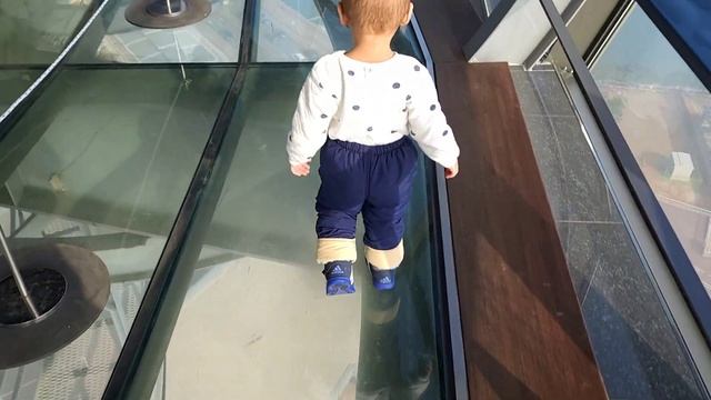 Южная Корея. Семейная прогулка, чайки, море, красивый вид с птичьего полёта.#koreavlog #korea смотреть онлайн