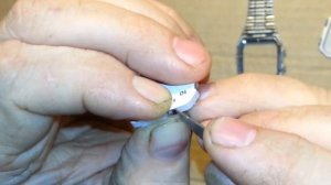 Замена батарейки в наручных часах CASIO