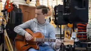 Инструмент моей работы, гитара арктоп, дешёвые материалы..