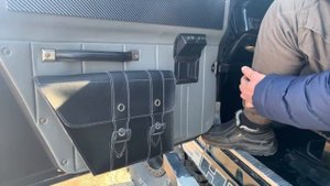 Опасный Hummer H1 рукастого сварщика.