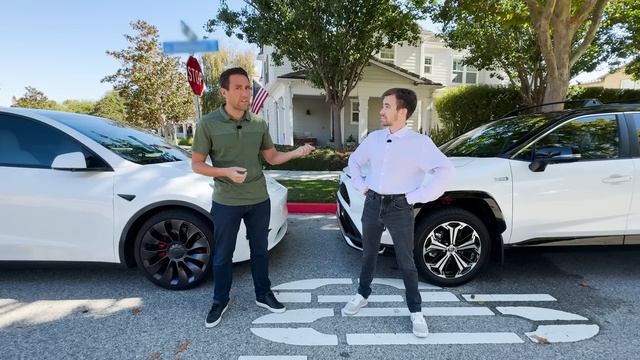 Tesla's First Advertisement | I'm a Tesla vs I'm a Rav 4. смотреть онлайн