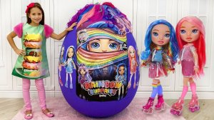 София и Подарок Куклы Пупси Единорожки в Гигантском яйце / Giant Egg with POOPSIE SURPRISE DOLLS