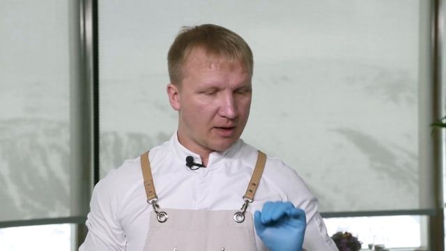 Высокая кухня. Холодная закуска из мурманского кальмара.