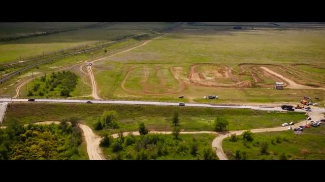 Грузовики и не только на мотокроссовой трассе. Великая Степь - Дон.