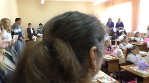 Нынче в школе 1-й класс вроде института