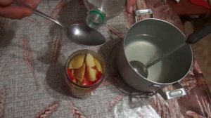 Маринованная айва  с перцем . Pickled quince with pepper