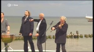 [HQ] - Santiano - Alle die mit uns auf Kaperfahrt fahren - ZDF - Fernsehgarten - 17.06.2012