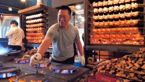 Однодневный доход 15000 $ !!! / 800 Цыплят в день / Цыпленок, запеченный на дровах в дубе.