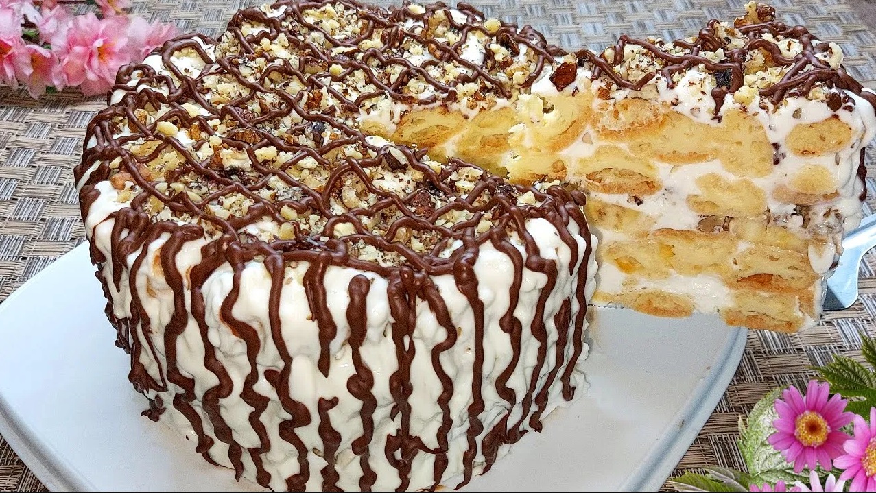 Вкуснейший ТОРТ на Любой Праздник. Съедается до последней крошки! Быстрый и Простой Торт. смотреть онлайн