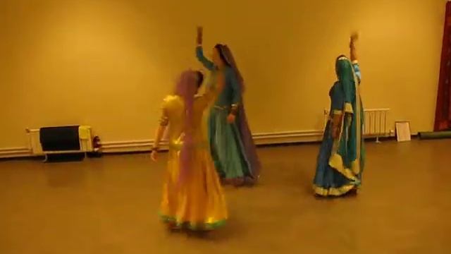 Индийский танец Ярославль " Прия" Paheli - Kangna Re смотреть онлайн