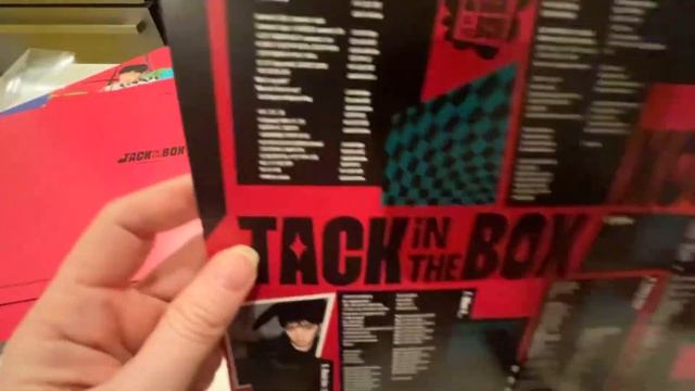 J-Hope ‘Jack In the Box’ Vinyl Unboxing смотреть онлайн