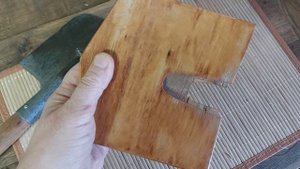 Походная лопатка с чехлом из фанеры.