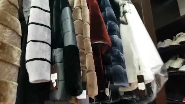 ШУБЫ В БИШКЕКЕ! ПОЛУШУБКИ,ЖИЛЕТКИ,ДЕТСКИЕ ШУБКИ,ШУБЫ ДО 60 РАЗМЕРА!МЕХОВАЯ КОМПАНИЯ"АЛИЯ" КЫРГЫЗСТА смотреть онлайн
