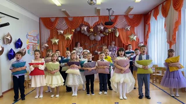 Елена Фищукова песенка про жирафа - детский сад.mp4 смотреть онлайн