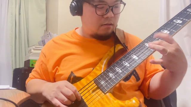 F Blues Solo on 6st Bass【6弦ベースでジャズブルースのアドリブソロ】コード感を大切に！ смотреть онлайн