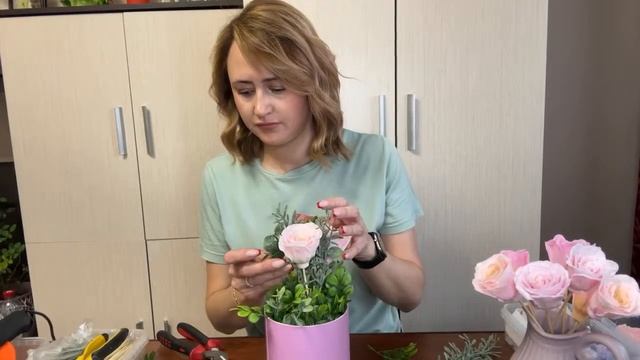 Классический букет в шляпной коробке?/ Букет из роз Мишу ❤️#handmade #soap #стрим смотреть онлайн