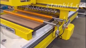 Фрезерный станок с ЧПУ CIMTECH с автоматической разгрузкой и чисткой стола, присосками, доводчиками