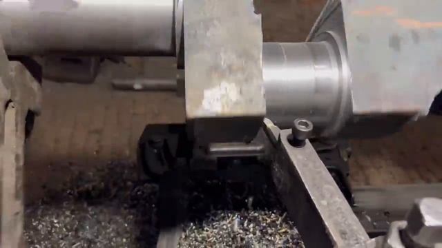 Гениальный Процесс Изготовления коленчатого Вала Аммиачного Компрессора смотреть онлайн