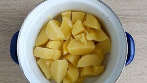 Как приготовить картофельное пюре с кабачком?