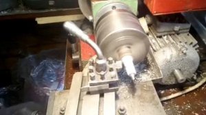 (токарка)Как разобрать свечу зажигания.