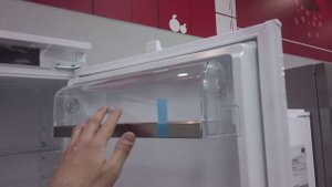 Встраиваемый холодильник WHIRLPOOL ART 9810A+