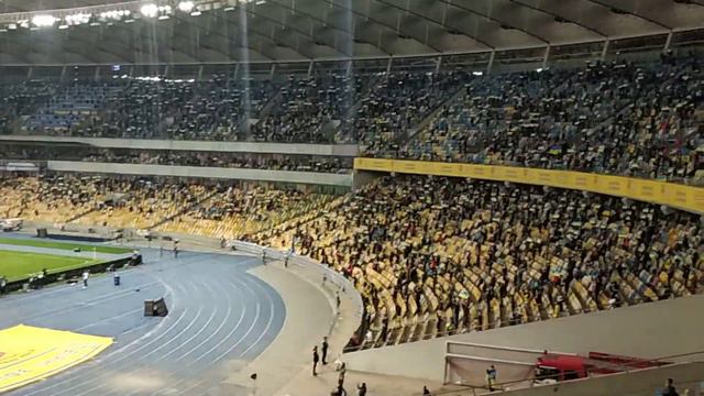 Украина - Испания 1-0, гимн Украины (на пианино) смотреть онлайн