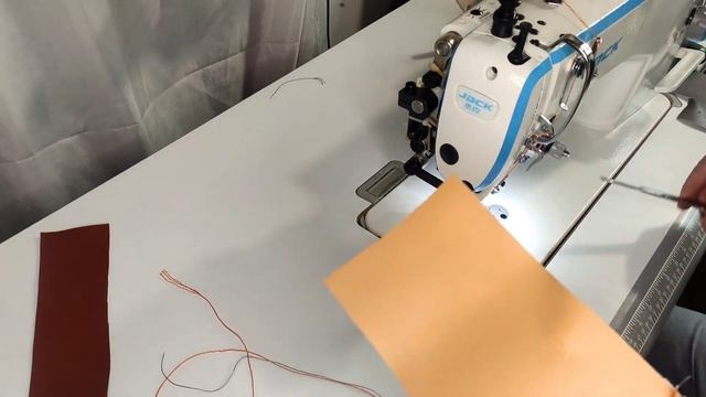 Расстрочной шов. Шов для искусственной кожи и др. материалов которые нельзя утюжить. смотреть онлайн