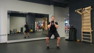 Присед с гантелью у груди / Goblet Squat
