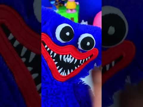 ХАГИ ВАГИ Прячет *СЕКРЕТНЫЕ* Киндер Сюрпризы ! #Shorts