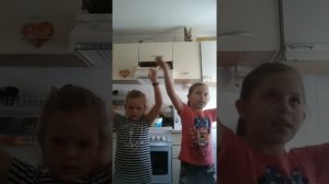 Танцуй и повторяй за нами