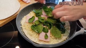 КЕСАДИЛЬЯ С СЫРОМ,  ВЕТЧИНОЙ И ШПИНАТОМ. Самый быстрый и  очень вкусный завтрак.