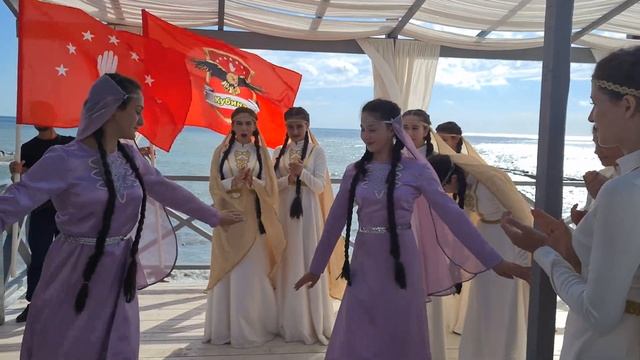 Кавказ.Море.Абазины#кавказскаямузыка #кавказскиетанцы